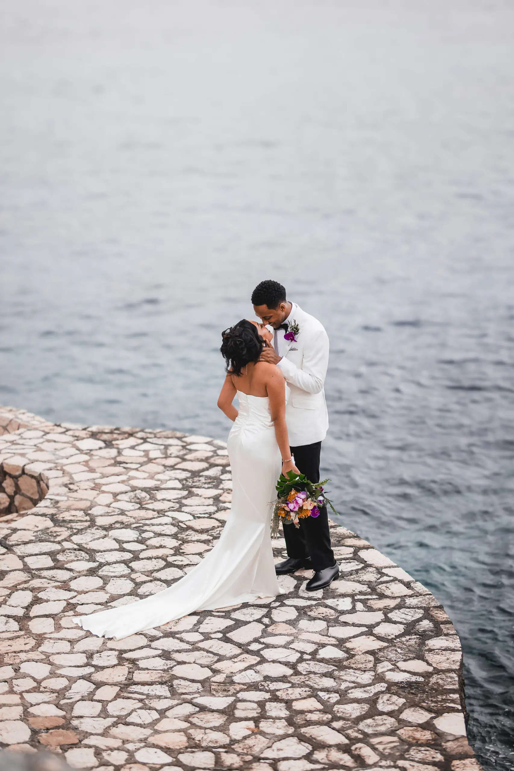 Gallery Bride & groom kiss
